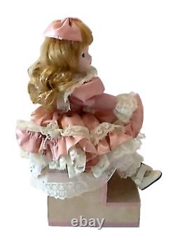 1986 Seymour Mann Connoisseur Doll Music Box Handcrafted Limited Automaton Rare