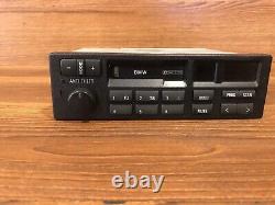 Bmw E28 E30 E32 E34 Cm5903l Front Cassette Player Radio Tape Indash Stereo Oem 2