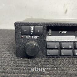 Bmw Oem E28 E30 E32 E34 Front Cassette Player Radio Tape Indash Stereo Cm5903l