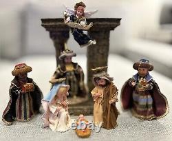 Complete In Boxes With COA Madame Alexander Musical nativity set vintage, Pristine