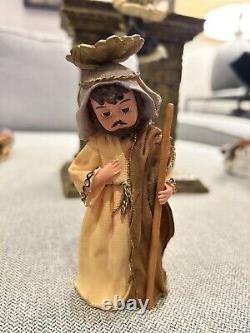 Complete In Boxes With COA Madame Alexander Musical nativity set vintage, Pristine