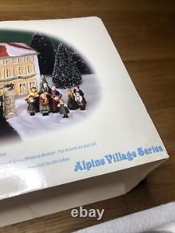 Department 56 Von Trapp Villa Sound of Music Rare Alpine Village Series 56178