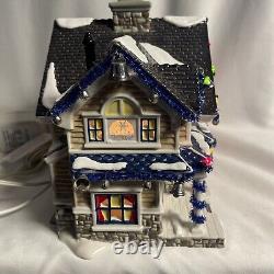 Dept 56 Snow Village The Jingle Bells House 2005 Music & Lights NIB