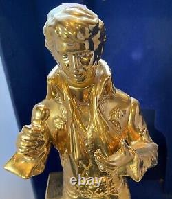 ELVIS PRESLEY GOLD 15 Whiskey Decanter Music Box. Plays Elvis's My Way