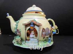 Enesco teapot bungalow musical mise