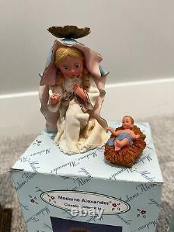 Madame Alexander Complete In Boxes With Musical Crèche- Vintage Never Used