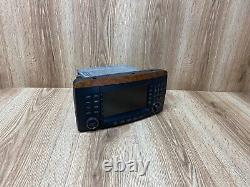 Mercedes Benz W251 R350 R500 Am/fm Radio Navigation CD Player Screen Oem 06 09