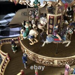 Musical toy Mr Christmas Holiday around the carousel Working
