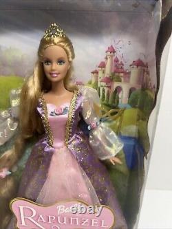 NEW IN BOX Mattel Barbie Rapunzel Musical Hair Brush, Hair Magically Grows, 2001