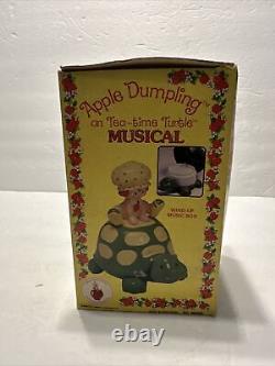 NEW Vintage 80s Apple Dumpling On Top Of Tea Time Turtle Music Box Mirror Inside