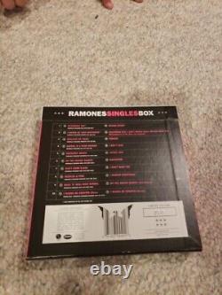 RAMONES Singles Box Ltd. #ed RSD 2017 10 x 7 RECORD SINGLES BOX SET