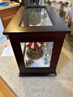 RARE Cracker Barrel Mr Christmas Heirloom Music Box Animated Illuminated Musical