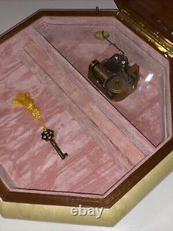 REUGE Music Box W Original Key MEMORY No 5988 Excellent Very Rare Antique Clean