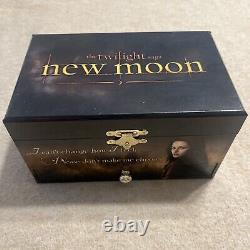 The Twilight Saga New Moon Musical Jewelry Box Original Box! Works