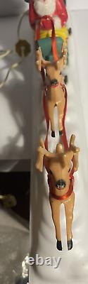 Vintage 1950s Paramount Mechanical Santa, Reindeer Plays Jingle Bells withBox #477