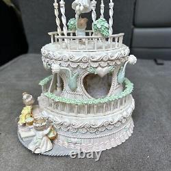 Vintage Enesco Small World Of Music Wee Wedding Wishes Action Musical WORKS