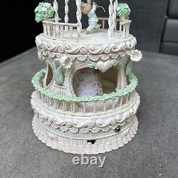 Vintage Enesco Small World Of Music Wee Wedding Wishes Action Musical WORKS