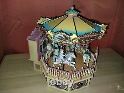 Vtg Enesco CAROUSEL ROYALE Deluxe Action Animated Illuminated Musical Music Box