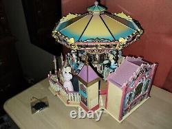 Vtg Enesco CAROUSEL ROYALE Deluxe Action Animated Illuminated Musical Music Box