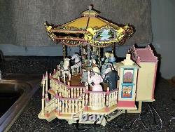 Vtg Enesco CAROUSEL ROYALE Deluxe Action Animated Illuminated Musical Music Box