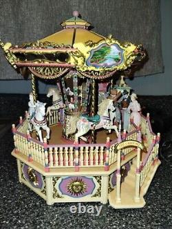 Vtg Enesco CAROUSEL ROYALE Deluxe Action Animated Illuminated Musical Music Box