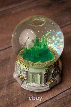 Wizard of Oz Snow Globe Windup Music Box We're off to see the Wizard